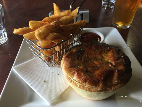 Tannin Restaurant - Pubs Perth 0