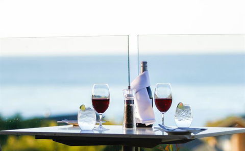 Other Side Of The Moon Restaurant - Pubs Perth 14