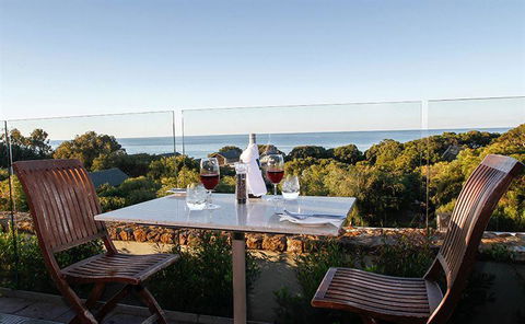 Other Side Of The Moon Restaurant - Pubs Perth 15