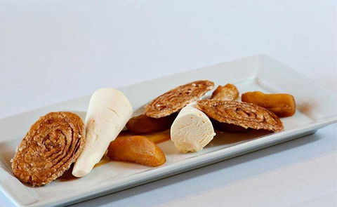 Other Side Of The Moon Restaurant - Pubs Perth 18