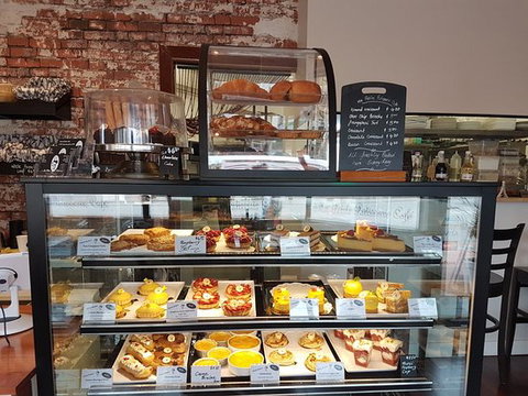 Ma Petite Patisserie - Pubs Perth 0