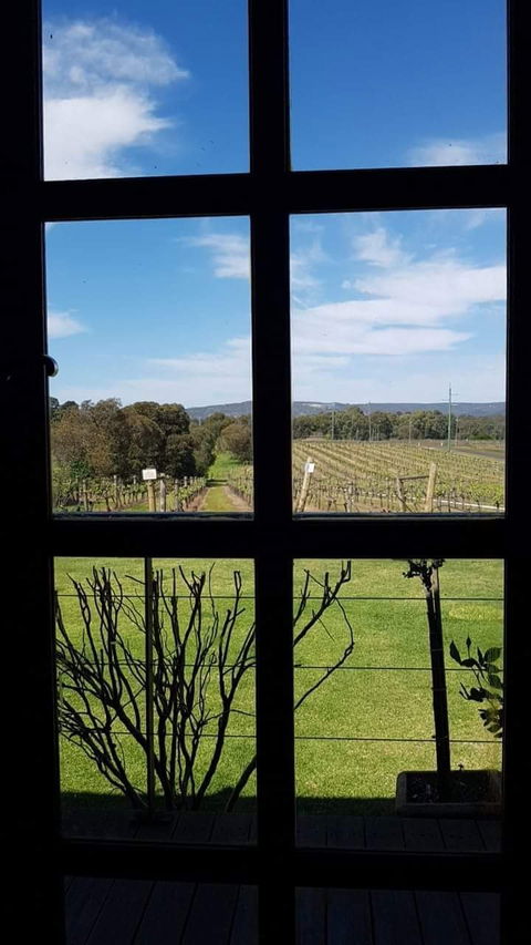 Black Swan Winery And Restaurant - Pubs Perth 5
