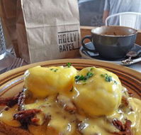 Holly Raye's - Pubs Perth