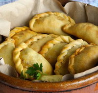 Monsis Cafe - Pubs Perth