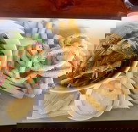 Riverside Hotel - Pubs Perth