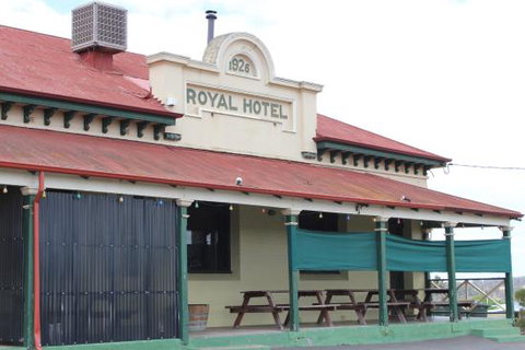 Royal Hotel - Pubs Perth 0