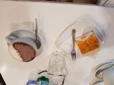 Oreo Cafe - Pubs Perth 0
