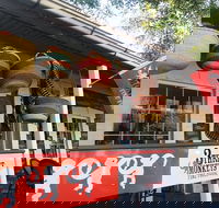 3 Monkeys Fine Foods - Pubs Perth