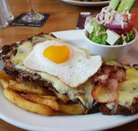 Willunga Hotel - Pubs Perth