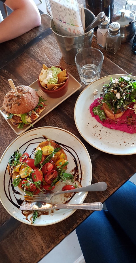 Motherduck - Pubs Perth 2