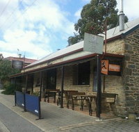Bucks Bistro - Pubs Perth
