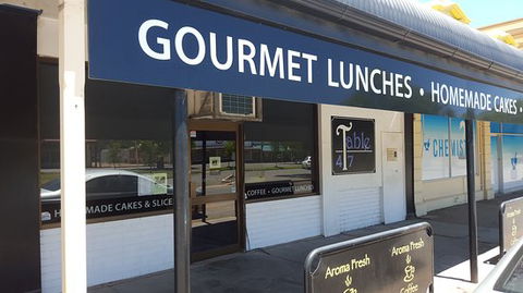 Table 4T7 - Pubs Perth 0