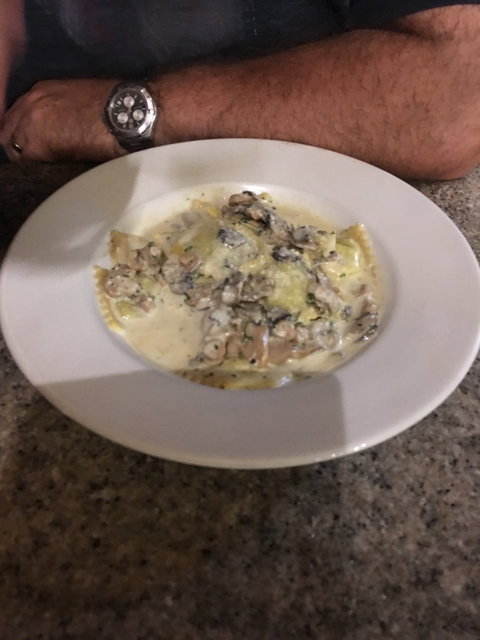 Frank's Pizza Napoli - Pubs Perth 6