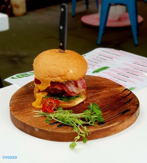 Mayhem At Machans - Pubs Perth 1