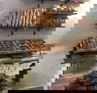 Noosa Hot Bread Shop - Pubs Perth