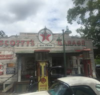 The Barn and Scotty's Garage - Pubs Perth