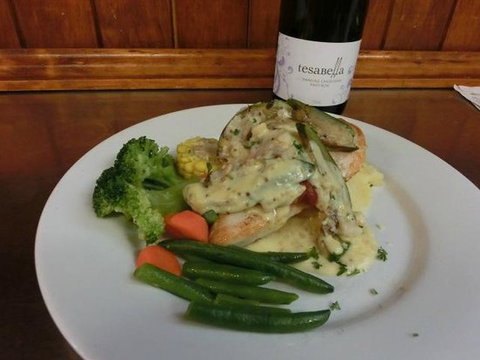 BRISBANE VALLEY TAVERN - Pubs Perth 0