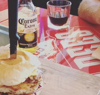 Johnny Dee's - Pubs Perth