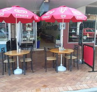 Mclaren's Cafe - Pubs Perth