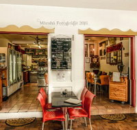 Shali's Cafe - Pubs Perth