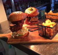 Sandy's Bar and Grill - Pubs Perth