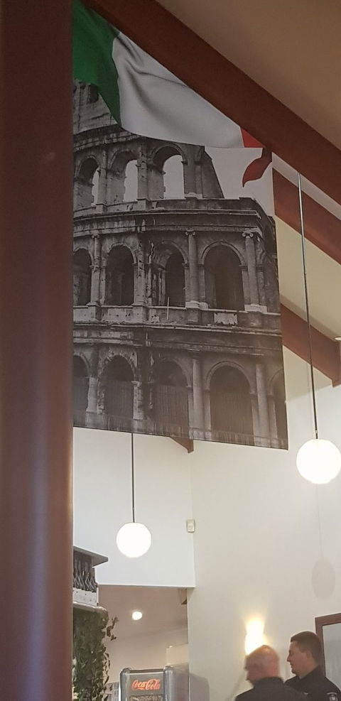 Valentino's Devonport - Pubs Perth 6