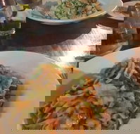 Holloways Pizza and pasta - Pubs Perth