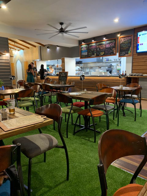 Joe's Waterhole - Pubs Perth 2