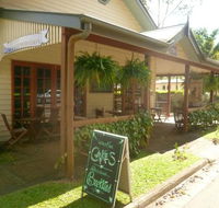 Allumbah Pocket Cottages Cafe - Pubs Perth