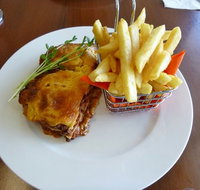 Natalesha's Cafe - Pubs Perth
