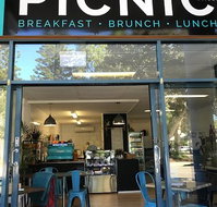 Picnic  Mudjimba - Pubs Perth