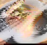 Renata's on Mapleton - Pubs Perth