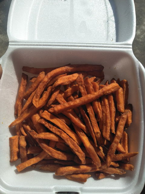 Seagulls Takeaway Yeppoon - Pubs Perth 2