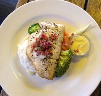 Albion Hotel Restaurant - Pubs Perth