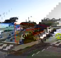 Dimbulah Takeaway - Pubs Perth