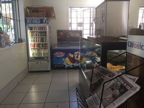 Kelz Bakehouse - Pubs Perth 0