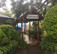 Spring Creek Mountain Cafe  Cottages - Pubs Perth