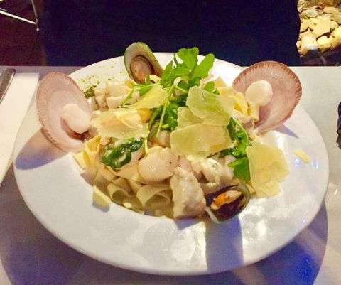 The Tree Bar - Pubs Perth 0