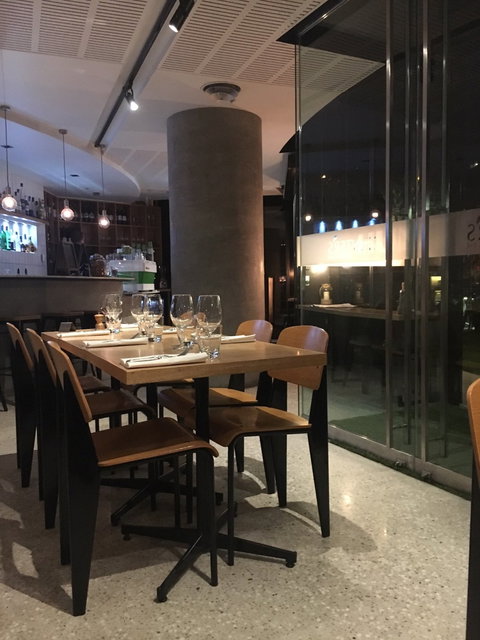 Hunter's Kitchen & Bar - Pubs Perth 3