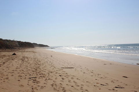 Learn To Surf At The Great Ocean Road - Pubs Perth 1