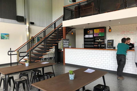 Beer, Wine And Gin (The Ultimate Tastings.) - Pubs Perth 2