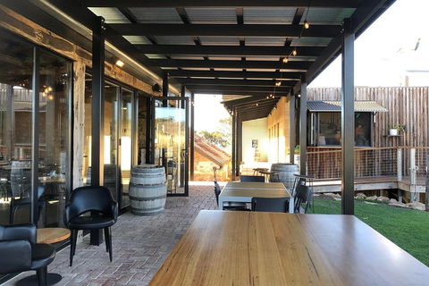 Beer, Wine And Gin (The Ultimate Tastings.) - Pubs Perth 4