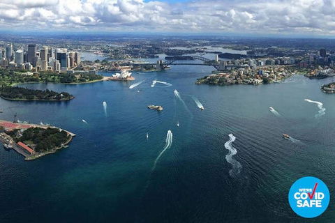 Private Helicopter Flight Over Sydney & Beaches For 2 Or 3 People - 30 Minutes - Pubs Perth 4