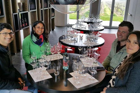 Luxury Private Mclaren Vale Wine Tour - Pubs Perth 1