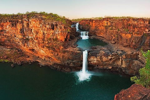 Wet Season Mitchell Falls Tour - Mitchell Falls, Horizontal Falls & Cygnet Bay - Pubs Perth 5