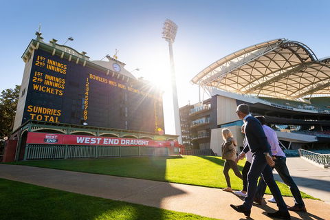 Adelaide Oval Stadium Tour - Pubs Perth 1