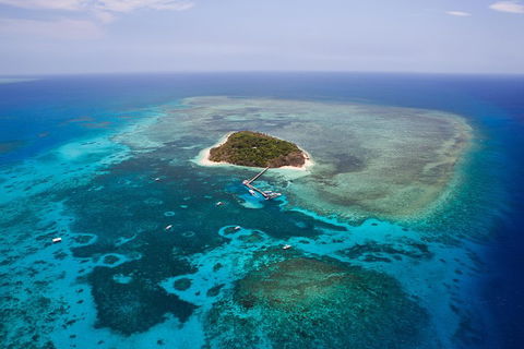 Green Island Fly And Cruise Combo From Cairns - Pubs Perth 1