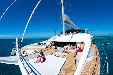 Passions Of Paradise Great Barrier Reef Snorkel And Dive Cruise From Cairns By Luxury Catamaran - Pubs Perth 3