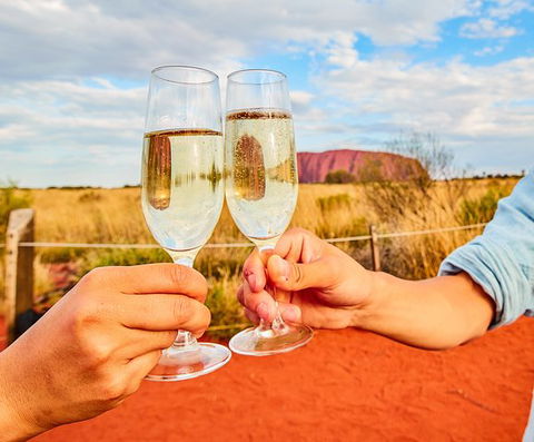 Uluru (Ayers Rock) Sunset Tour - Pubs Perth 4