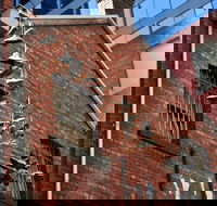 Architecture Tour of Melbourne - Pubs Perth